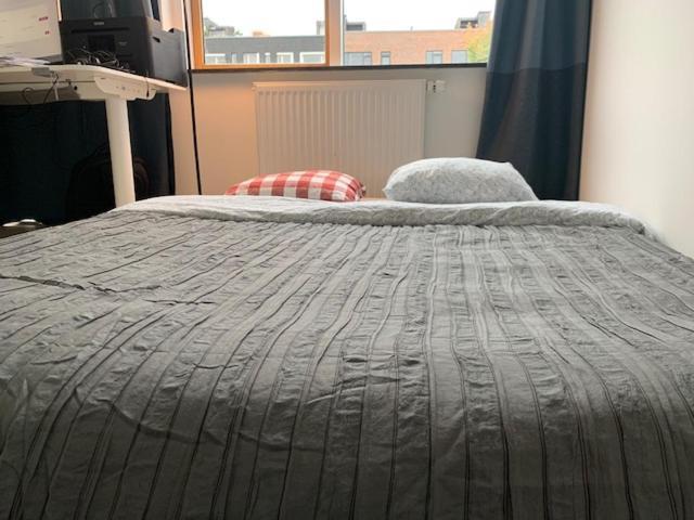 In The Heart Of With Beautiful Canal View Apartment *